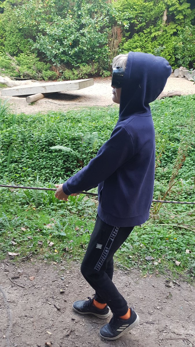 MissReed_RSW's tweet photo. Group 4 are trusting each other on sensory trail @R_S_Wood https://t.co/zGvJ4W2jzF
