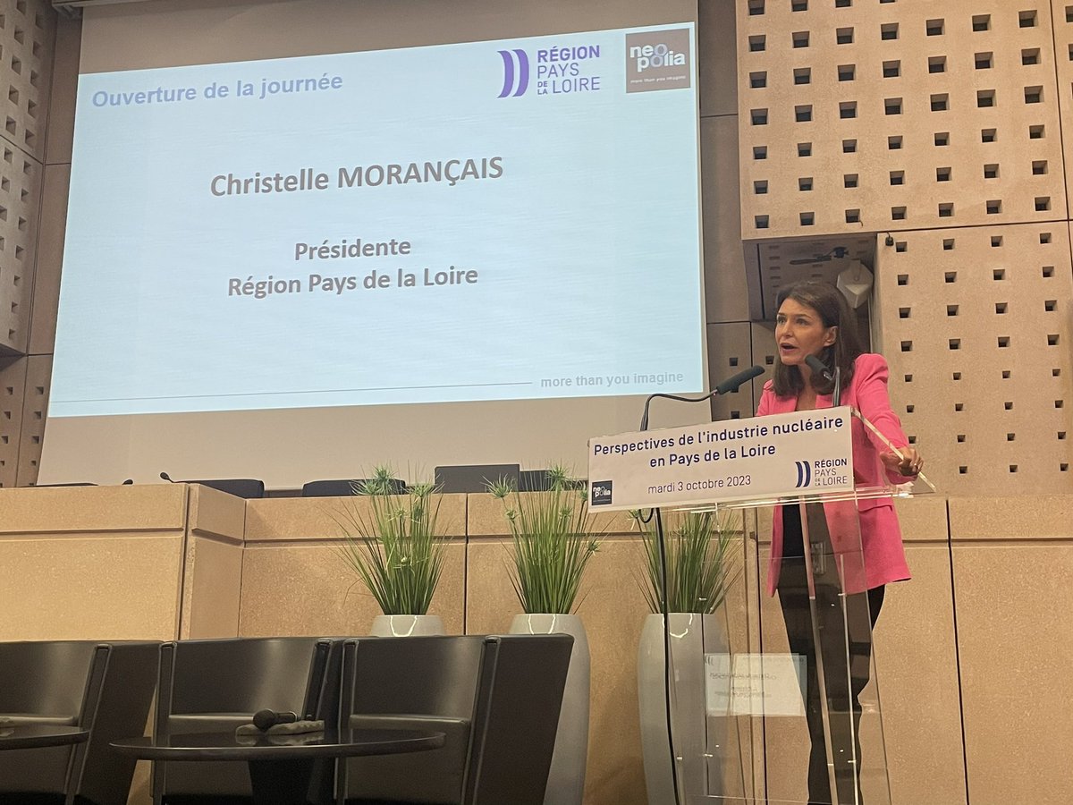 Devant les représentants de la filière nucléaire :
Je veux placer les <a href="/paysdelaloire/">Pays de la Loire</a> en tête de la production d’énergie décarbonée en France. L’objectif est clair : produire + d’électricité verte autour du mix souverain : nucléaire/renouvelables. Et faisons du site de Cordemais