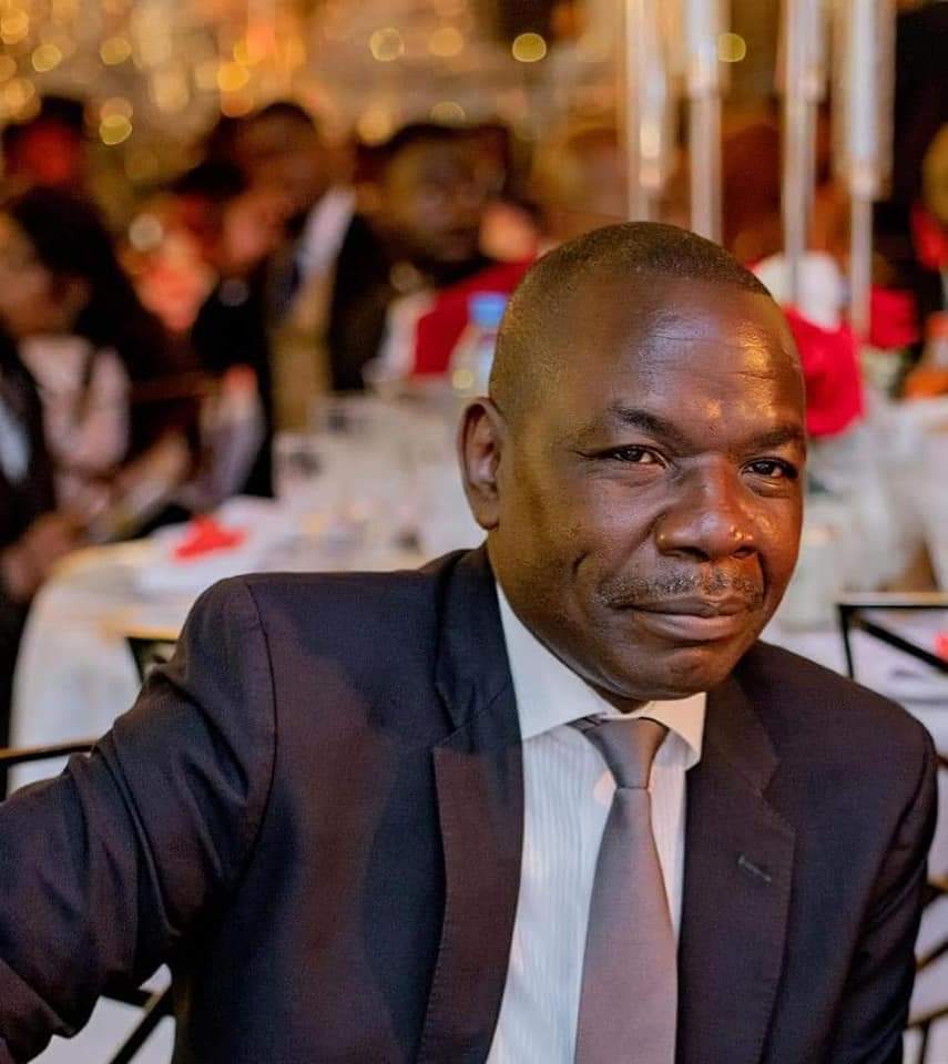 TheCameroonianZ's tweet photo. Les impôts réclament plus de 2 milliards de FCFA à Telesud - Jean Pierre Amougou Belinga. 🌿

#Cameroon https://t.co/db3q7LjHHz