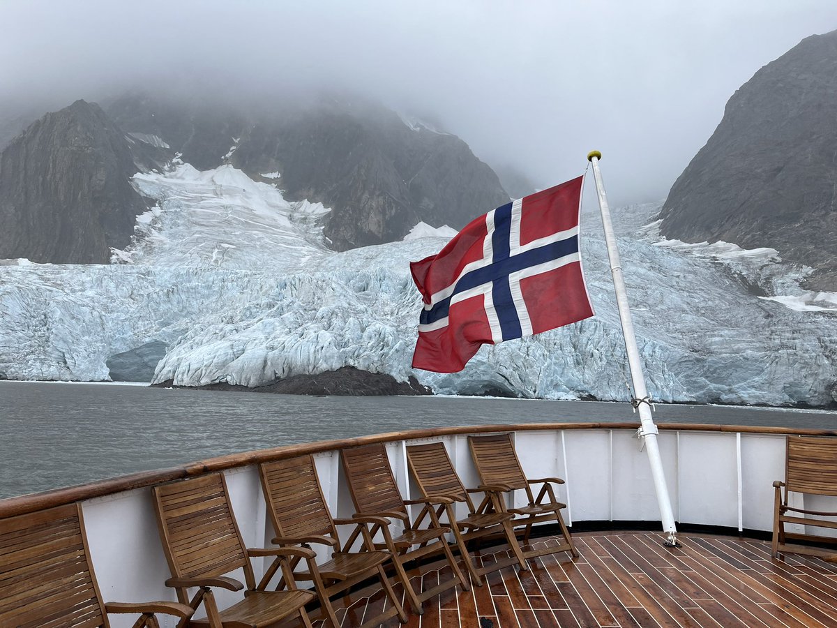 Native Sky tweet media