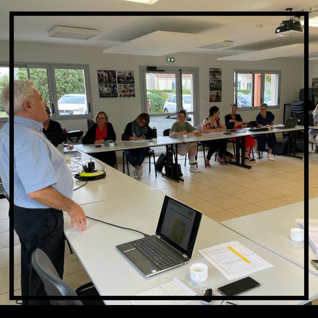 MFRPOITOU's tweet photo. 📢 Réunion avec les référents #apprentissage sur l’actualité de rentrée, animée par Joël BUGUET de la @FRMFRNA 
📚🤝 Au programme : échanges sur la législation liée à l’apprentissage et les niveaux de prise en charge.
Merci à tous ceux qui ont participé ! #MFR https://t.co/0w2iTwtRDL