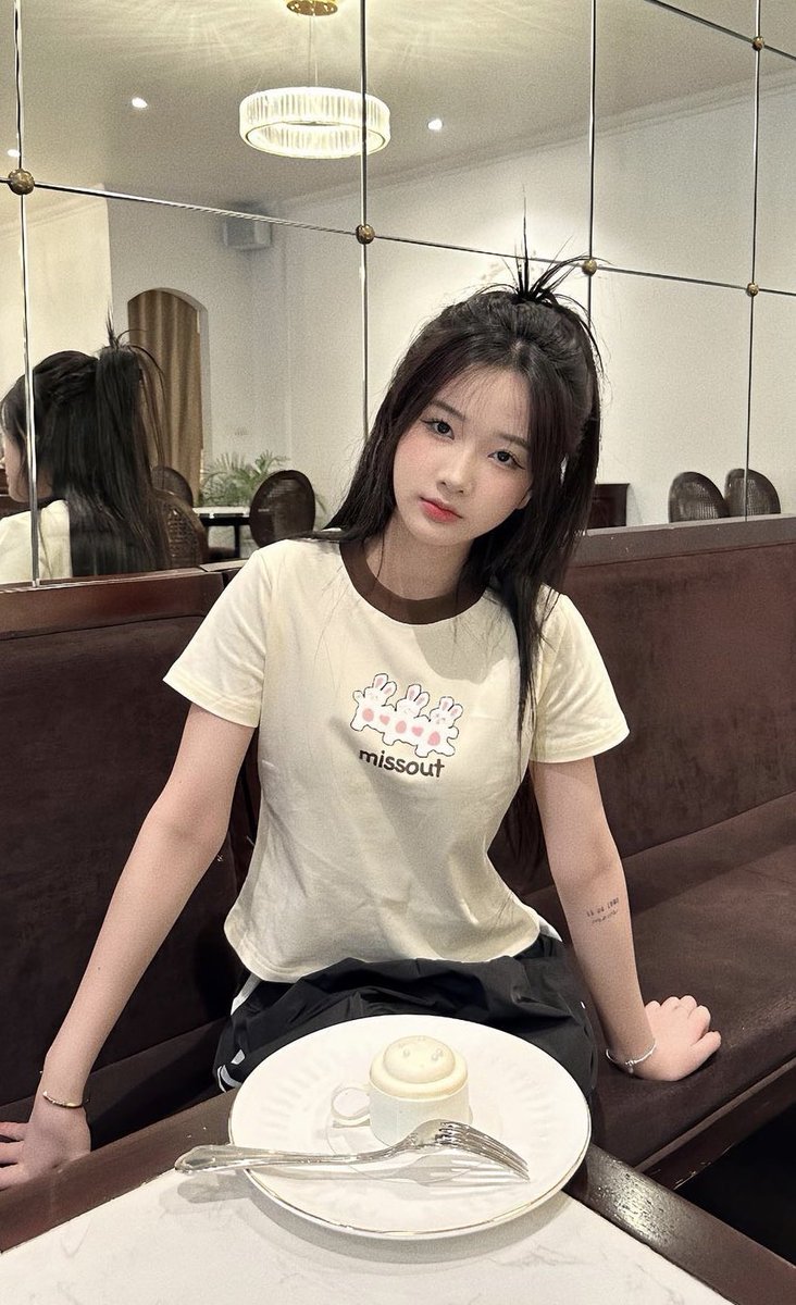 dieulinhcute16's tweet photo. Xinh giản dị https://t.co/v6iOgjqJrM