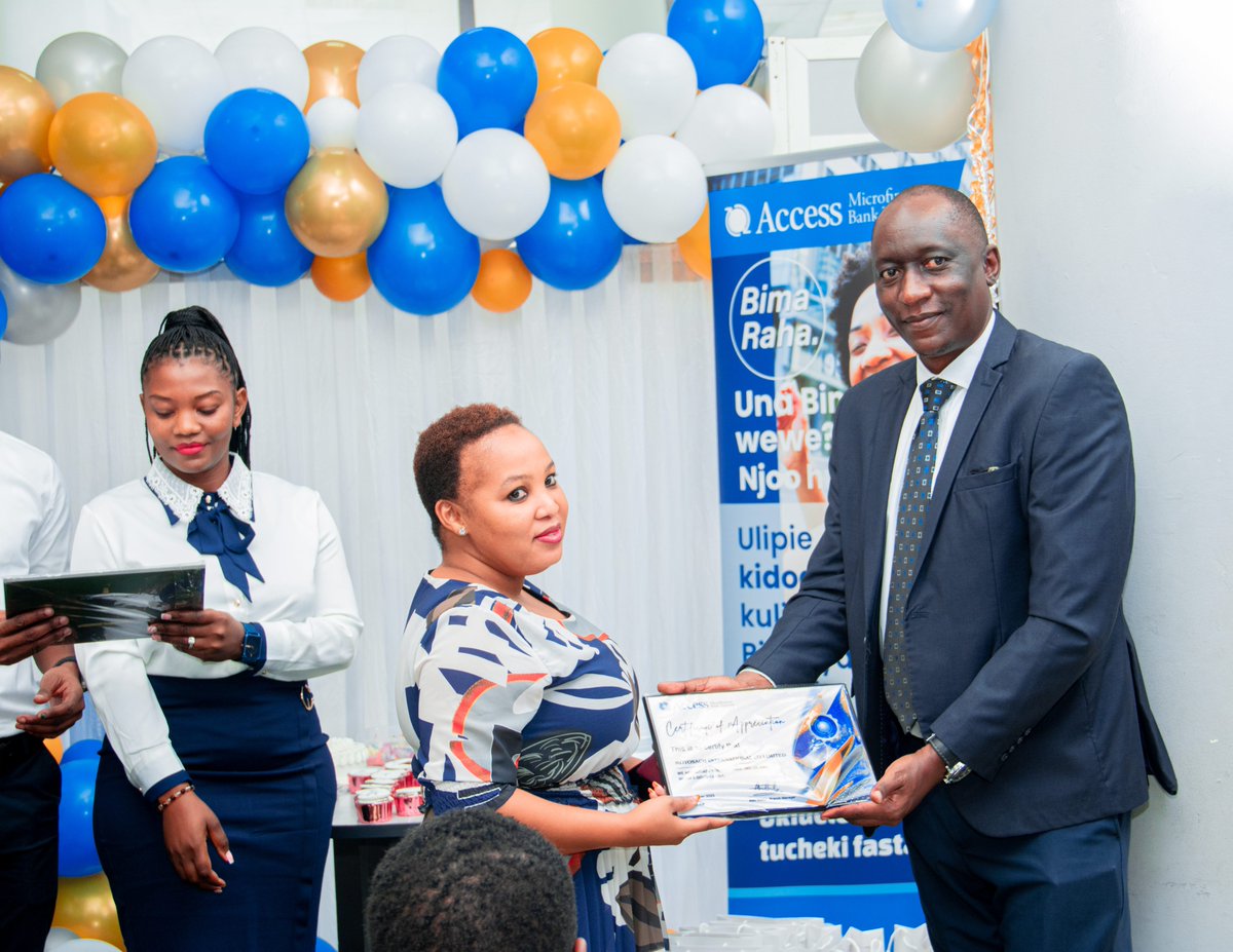 The chief executive officer of the bank, Mr. Julius Ruwaichi, handing over certificates and giveaways  to various customers in an event held yesterday on 2.10.2023 as the launch of the customer service week. The event was held in our Lumumba branch yesterday morning.