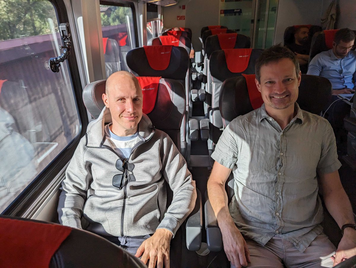 Window Seater tweet media