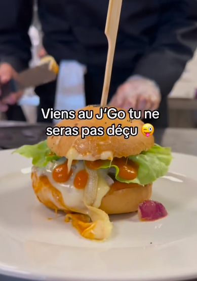 L’endroit idéal entre amis ou en famille autour d’un délicieux repas avec des spécialités du Sud-Ouest dans une bonne ambiance 😋
instagram.com/reel/Cx2TxpRLz…