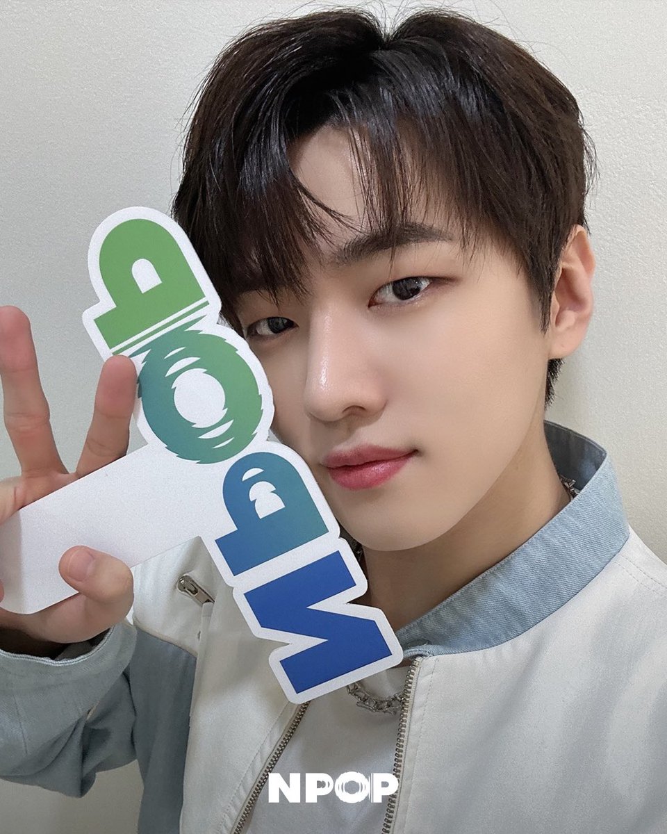 [𝙉𝙋𝙊𝙋 𝗘𝗣.𝟬𝟱 𝘿-𝟭]

잠깐!
아리를 위한 또 다른 선물이 도착했어요🎁 
NPOP은 아리한테 다 줘...♡

Voicemail 속 셀카를 드릴게요😍
그럼 10월 4일(수) 𝟴𝗣𝗠,
NAVER NPOP에서 만나요👋🏻
#NPOP #엔팝 #JAECHAN #재찬
<a href="/dkz_dy/">DKZ OFFICIAL</a>