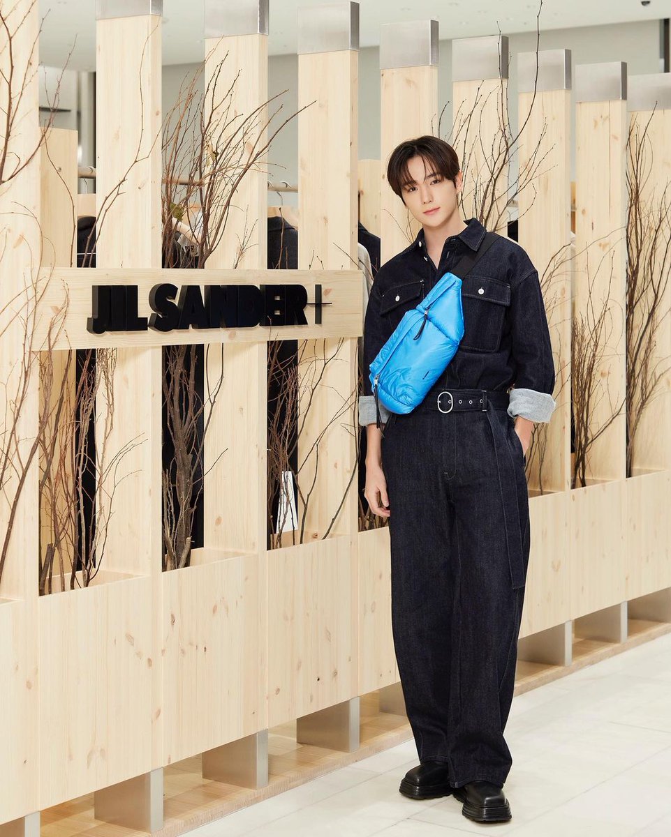 tbzs_archive's tweet image. [231003] 🎁 HYUNJAE (현재) INSTAGRAM POST

Jil Sander💙
#질샌더 #JILSANDER #질샌더플러스 #JILSANDERPLUS
#THEBOYZ #더보이즈