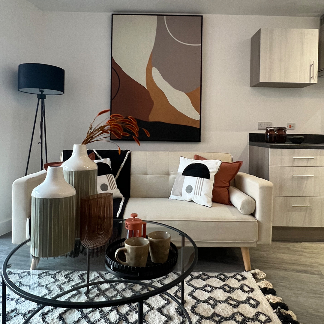 🍂 Embrace the cozy vibes of Autumn with our home staging expertise! As the leaves change outside, let us transform your space inside.🏡

Contact us today to schedule your Autumn home staging consultation!🍁

#HomeStaging #InteriorDesign #InteriorInspo