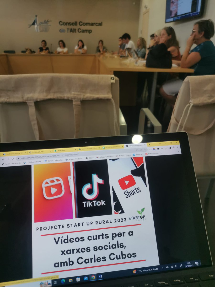 LEADERdelCamp's tweet photo. 𝗔𝘃𝘂𝗶, 𝗽𝗿𝗲𝘀𝗲𝗻𝘁𝘀 𝗮𝗹 𝘁𝗲𝗿𝗿𝗶𝘁𝗼𝗿𝗶 ‼️

1. Presentem el  #𝗚𝗢𝗙𝗮𝗿𝗶𝗻𝗮𝗱𝗲𝗠𝗲𝘀𝘁𝗿𝗮𝗹, juntament amb el Document estratègic del Cereal, elaborat per @Eurecat_news 🫓

2. Formació per a emprenedors amb @Start_Up_17 i @carlescubos. Vídeos curts amb d'impacte📱 https://t.co/rr0IY7DIQL