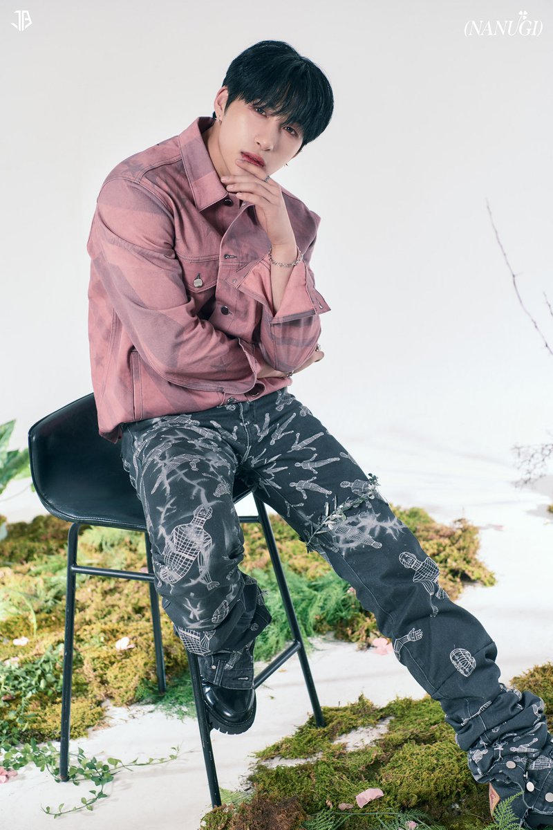 JUSTB_Official's tweet photo. JUST B 4th MINI ALBUM ÷ (NANUGI)
OFFICIAL PHOTO #5 #임지민 #LIMJIMIN

#JUSTB #저스트비
#NANUGI #나누기 #MEDUSA #메두사 #2023_10_09_6pm https://t.co/SOESzjhePm
