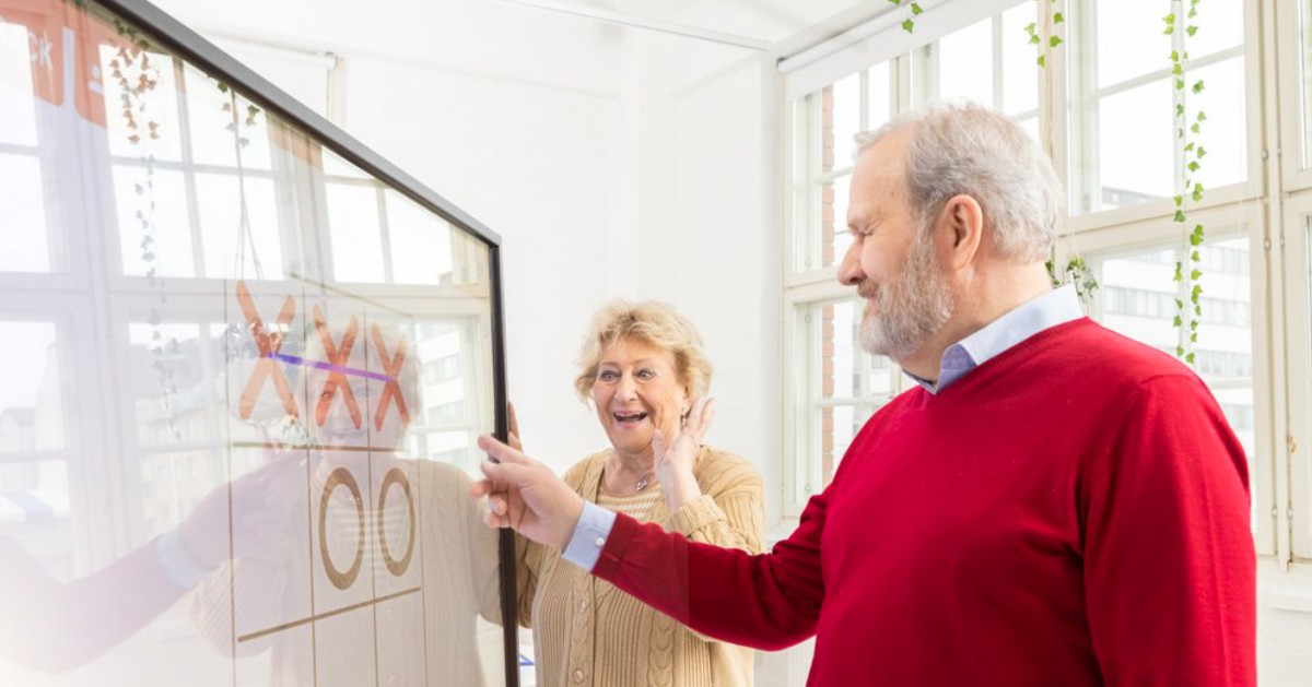 Wishing you a wonderful #ActiveAgingWeek2023  filled with joy &amp; digital enthusiasm! 
🧑‍🤝‍🧑Accessible,  group-friendly tech boosts digital inclusion.
🤝Digital group activities help maintain functional capacity &amp; encourage social interaction.
#ActiveAgingWeek #HealthTechnology