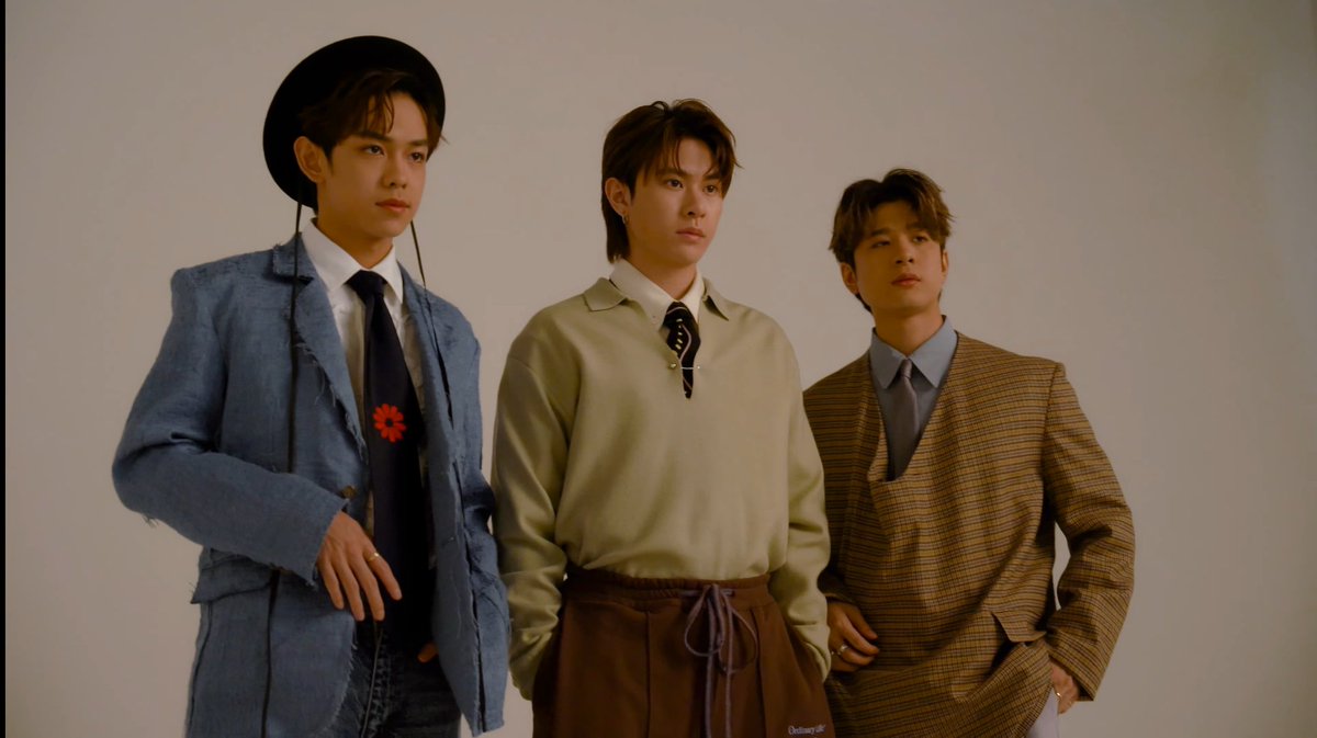 krwxciii's tweet photo. ทนตมีสถานะเป็นก้อน แต่เป็นก้อนที่หล่อมาก 🥹😭🫠🥰🫶🏻🤏🏻
#TRINITYinJAPAN
#TRINITY_TNT https://t.co/lHn51Aee8C