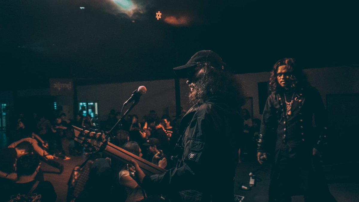 crypticlord's tweet photo. โผ๏ธDEATH RESONANCE 2023โผ๏ธ
Really enjoyed the raw energy of this event. One of the best show for this year without a doubt!
Till we meet again๐
๐ธ by @nzhftrmz
#deathresonance #cycryptic #ritual #cort #cortguitars #kx500ms https://t.co/HRvU1GfFf6