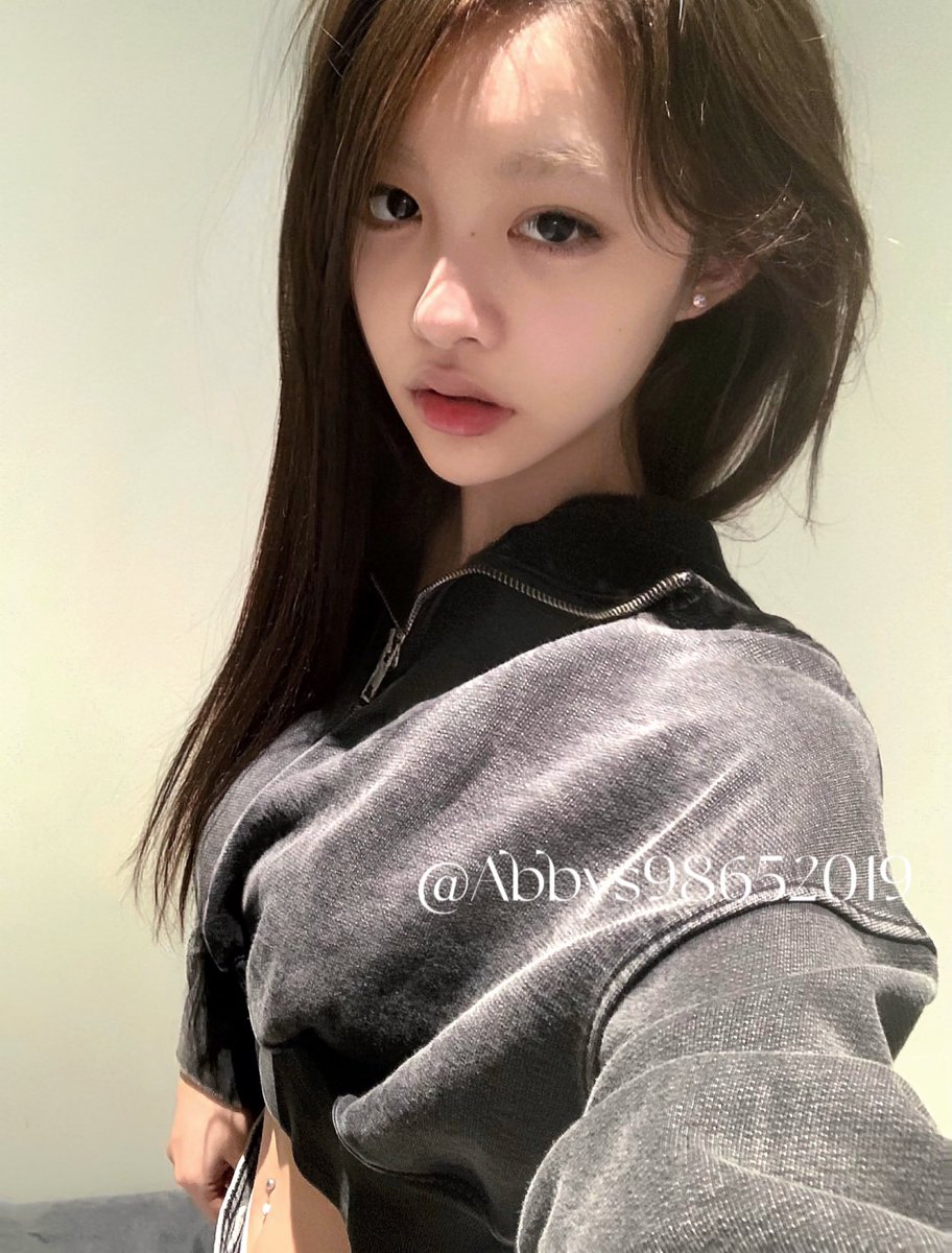 整点素颜 https://t.co/i5sOn8Ys7o
