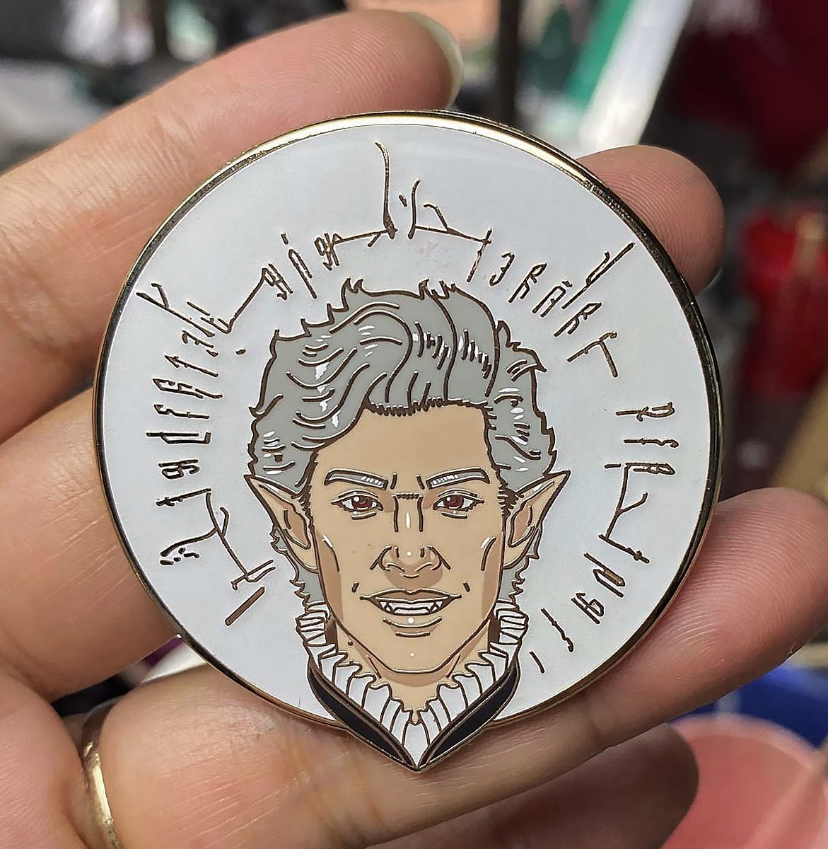 StuckToYouMerch's tweet photo. Baldur's gate 3 ate our life for a bit there... but we return from the abyss with a beautiful new pin of one of the companions :)

2 inches, hard enamel, screenprinted shadows/highlights, and glow in the dark :> https://t.co/OD77l0sZKI