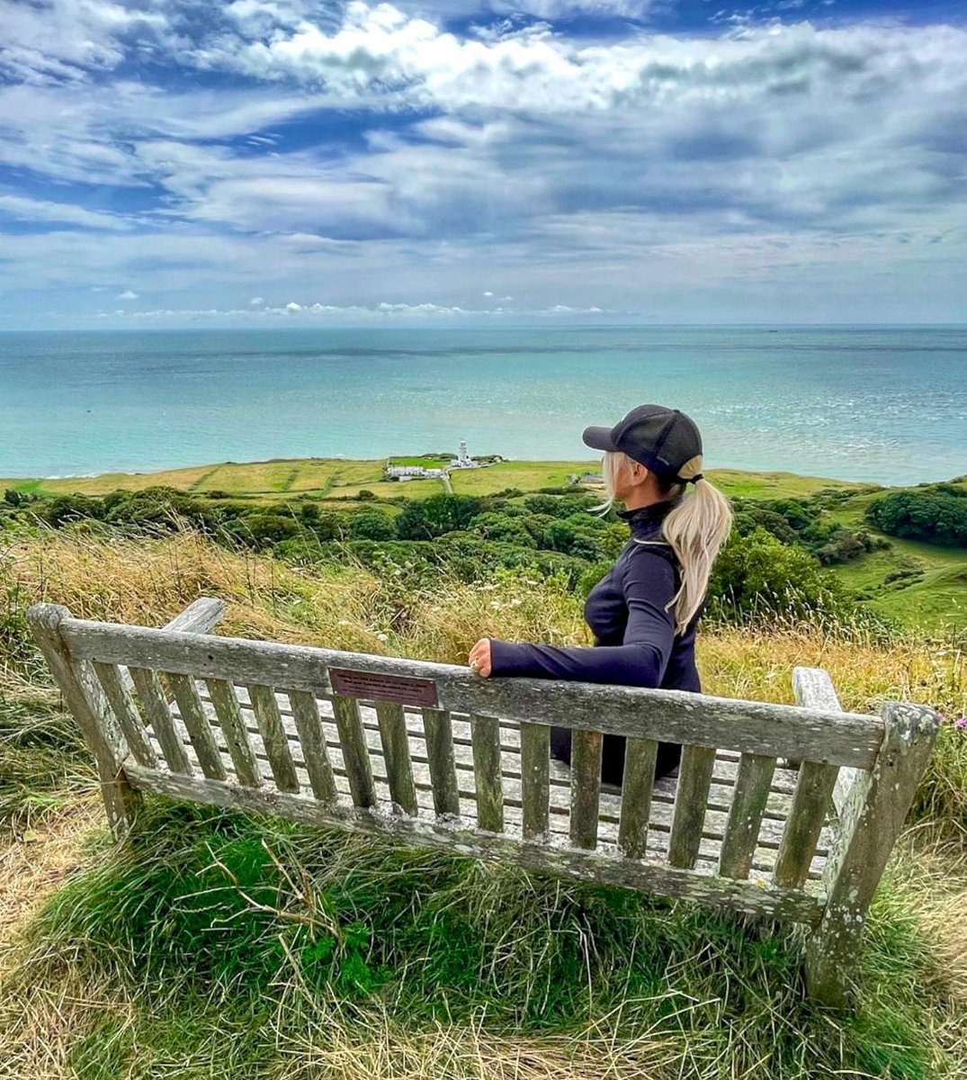 📌 St Catherine's
📸 @british_deb

#IsleofWight #IOW #LoveGreatBritain #UNESCO #AONB #HantsDaysOut #YearoftheCoast #Coast2023