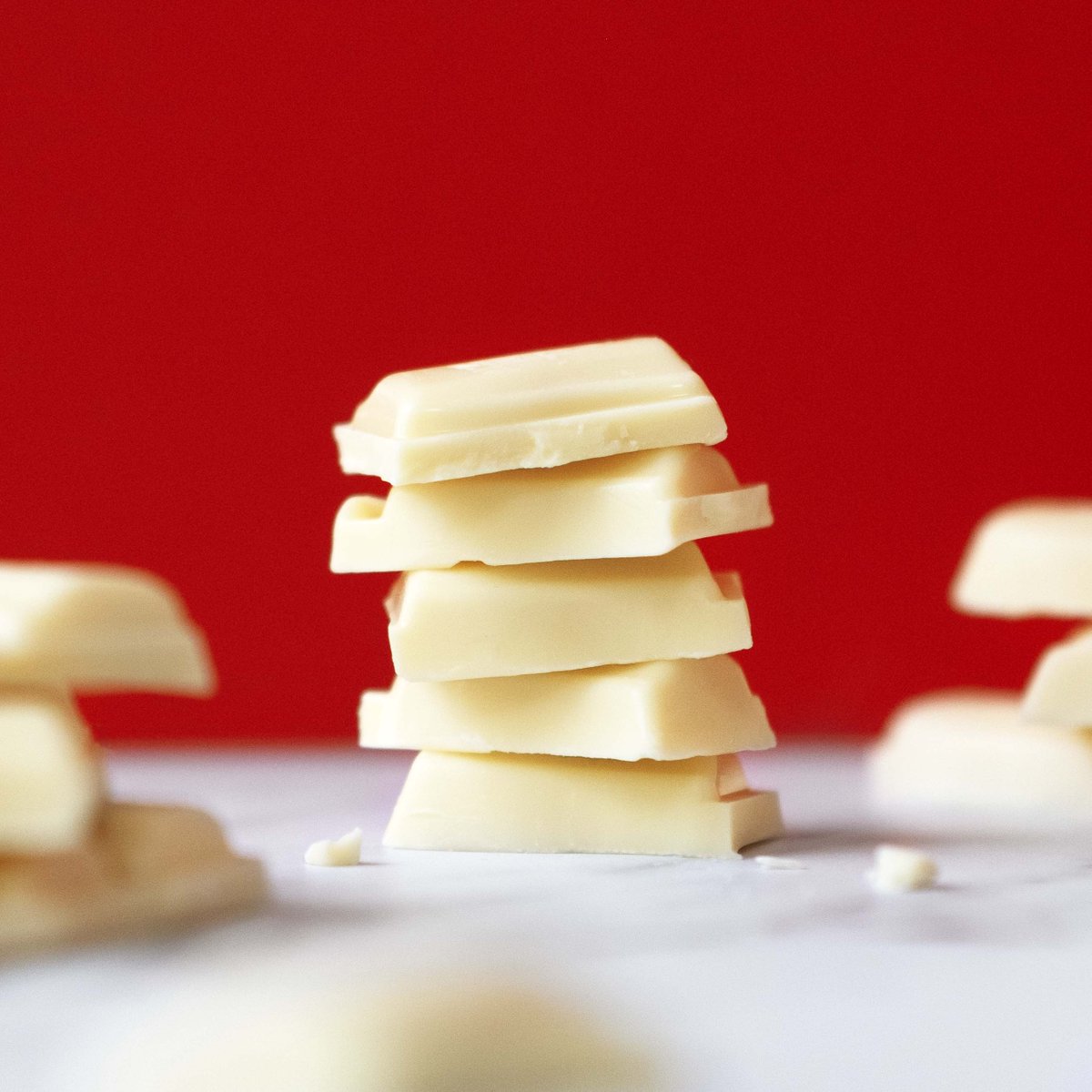 Let's take a moment to appreciate the simple beauty of deliciously creamy MILKYBAR 😍