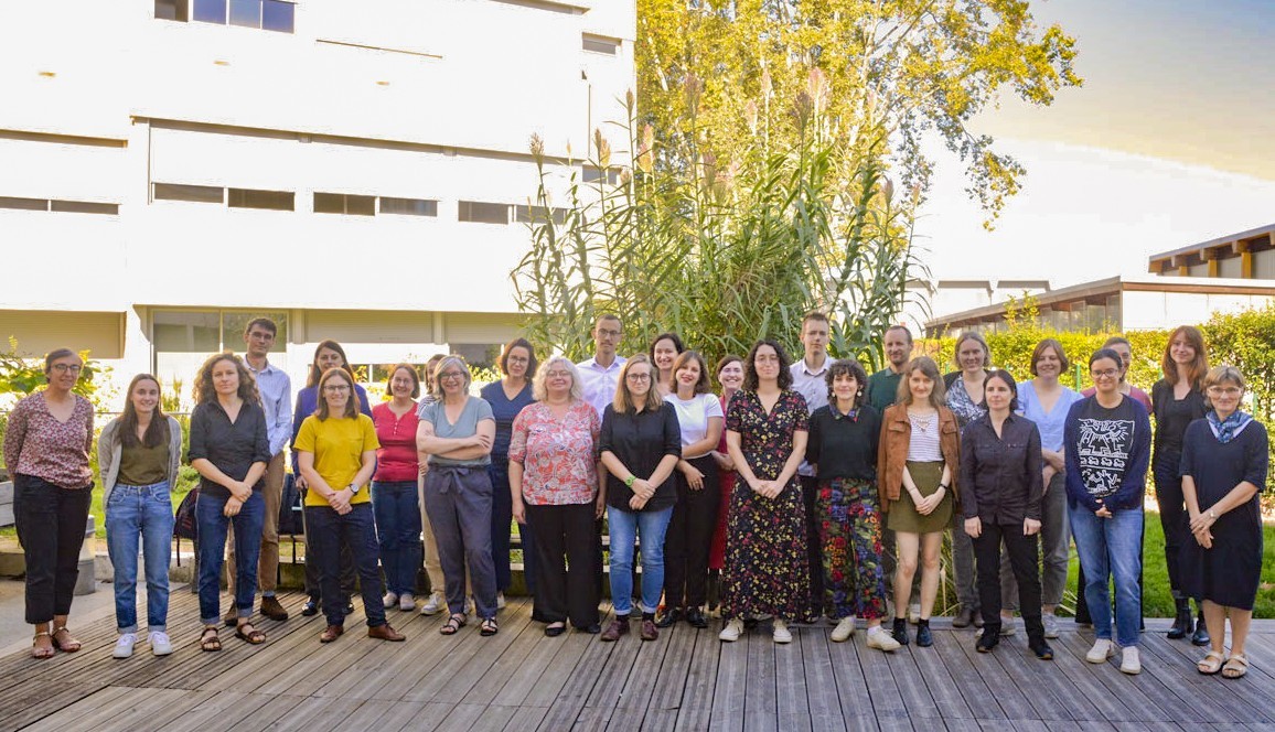 🎓 Bienvenue aux élèves de la nouvelle promotion de bibliothécaires stagiaires

La rentrée se poursuit @Enssib. Après nos masters, les 28 #bibliothécaires stagiaires d’État et de <a href="/Paris/">Paris</a> (promo FIBE 13) ont débuté leur #formation de 6 mois

👉 La formation: enssib.fr/l-offre-de-for…