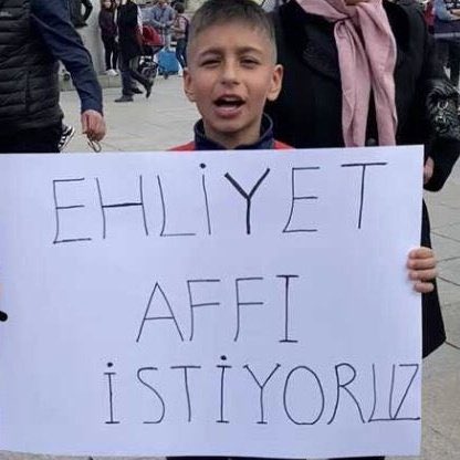 Ölümlü kazaya sebebiyet verenler hariç “bir defaya mahsus” vatandaşlarımız #EhliyetAffı bekliyor!!

İnanıyor ki; Aziz Devletimiz, çok yakın bir zamanda gözü yaşlı bu evlatlarımızın babalarını sevindirecek sevinçli haberler verecektir.. 🇹🇷