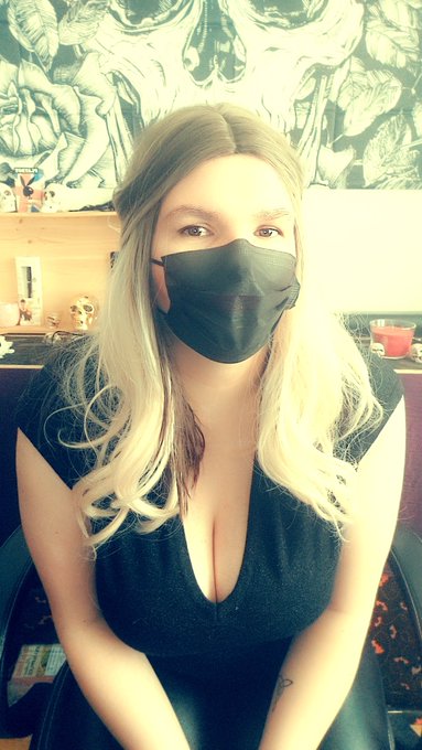 https://t.co/UM3L8lMNvg https://t.co/OiePDKwCH6 you are welcome to my onlyfans for only 4.99 per month<a href="/tag/latex"class="tags"><span>#latex</span></a><a href="/tag/milf"class="tags"><span>#milf</span></a><a href="/tag/camgirl%D9%90"class="tags"><span>#camgirlِ</span></a>