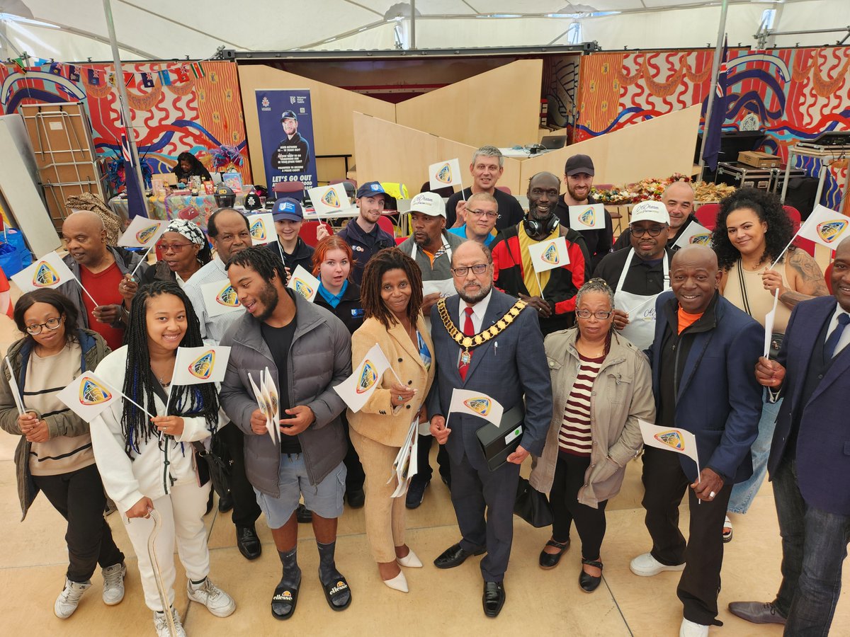 s2tlancs's tweet photo. #MET2023 #WindFest 🇯🇲🇹🇹🇧🇧🇩🇲🇦🇬Preston Windrush Generation & Descendants
📸LEP https://t.co/uXaacQFe8N