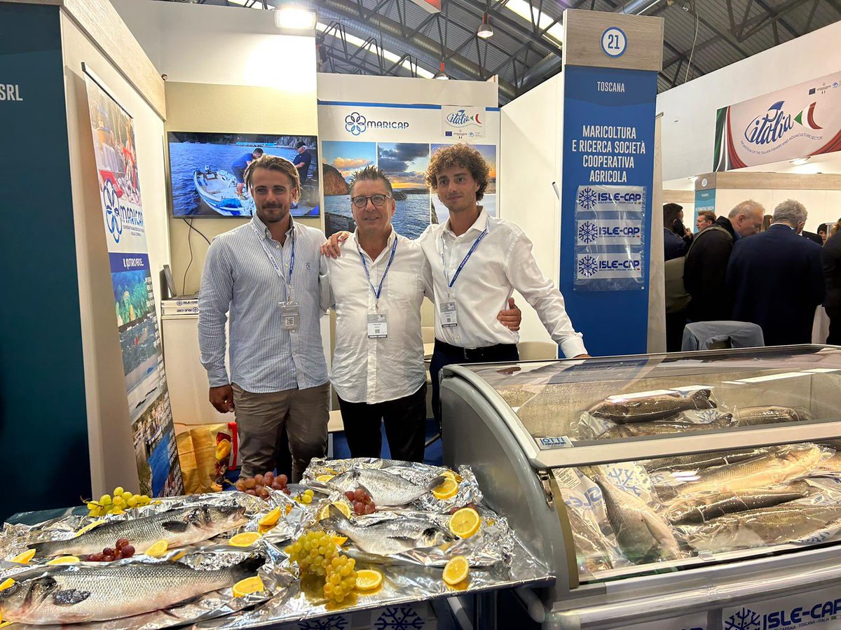 CristianMaretti's tweet photo. #Conxemar il più importante dopo il SeafoodExpo Bruxelles e Boston
#MASAF ha uno spazio von 26 realtà del comparto pesca e acquacoltura provenienti da 12 Regioni che rappresentano la ricchezza e la varietà italiana
#copego
#casadelpescatorecattolica
#opbivalva
#bluocean
#maricap https://t.co/6xX2tHtjsD