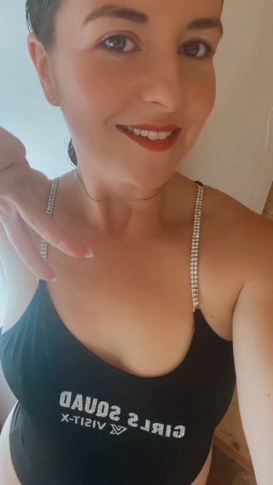 Jetzt live 😜 Kommst du rein? 😈 https://t.co/YpifKcVAFL https://t.co/MDzydWmq2a<a href="/tag/bikiniseason"class="tags"><span>#bikiniseason</span></a><a href="/tag/happyeaster"class="tags"><span>#happyeaster</span></a><a href="/tag/easterbunny"class="tags"><span>#easterbunny</span></a><a href="/tag/opening"class="tags"><span>#opening</span></a>