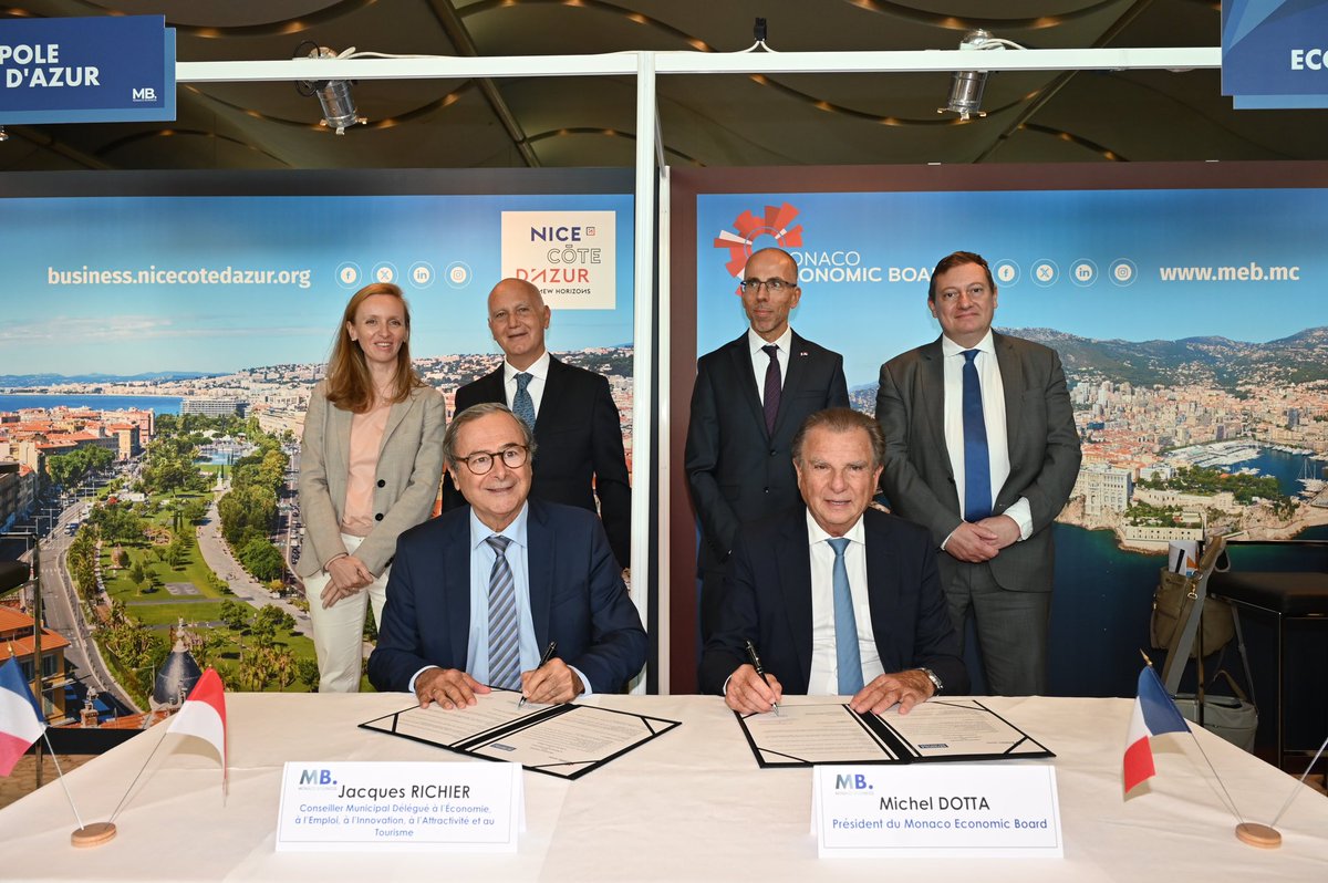 🤝 Une étape décisive pour la coopération régionale! 

Le Monaco Economic Board et la Métropole Nice Côte d'Azur ont signé un protocole d'accord sur le stand du Monaco Economic Board, en présence de Jacques Richier, Conseiller Municipal Delegue a l'Économie..