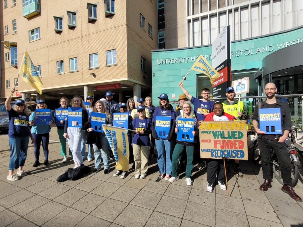 SCoR Members (@scormembers) on Twitter photo 9 out of 10 patients are seen by radiography professionals – doctors & nurses can’t do their jobs without us.
Members at <a href="/uhbwNHS/">University Hospitals Bristol and Weston NHS FT</a> are asking the <a href="/DHSCgovuk/">Department of Health and Social Care</a> to recognise how vital we are to the patient pathway and to invest in our workforce.
#respectradiography 9 out of 10 patients are seen by radiography professionals – doctors & nurses can’t do their jobs without us.
Members at <a href="/uhbwNHS/">University Hospitals Bristol and Weston NHS FT</a> are asking the <a href="/DHSCgovuk/">Department of Health and Social Care</a> to recognise how vital we are to the patient pathway and to invest in our workforce.
#respectradiography