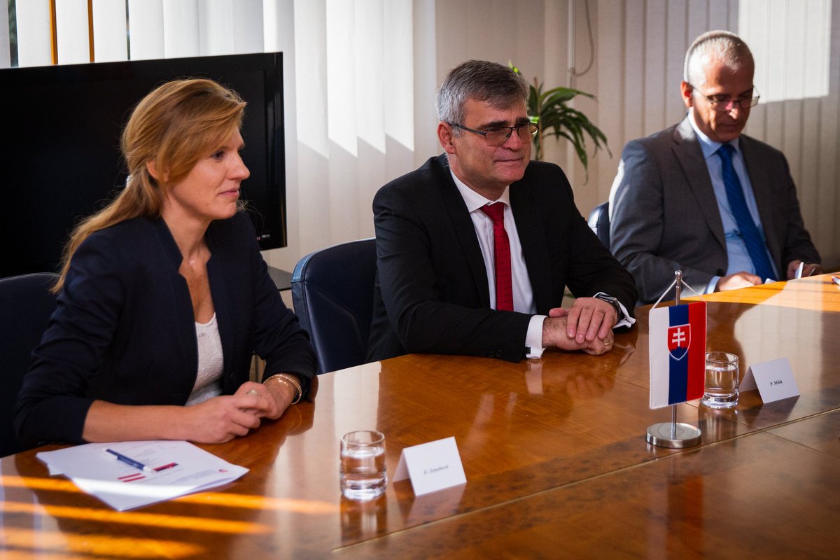 Peter Mišík tweet media