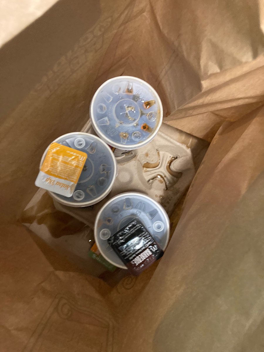 Tea's a Drug tweet media