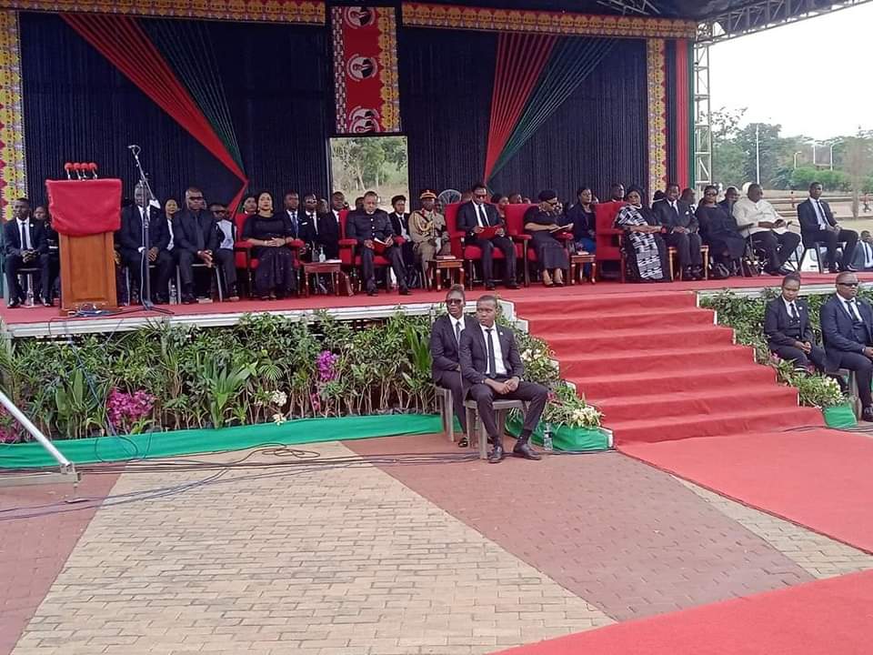MalawiGovt's tweet photo. President Lazarus Chakwera, his vice Saulos Chilima, former state president Joyce Banda and other dignitaries are at BICC in Lilongwe for a funeral programme of late John ZU Tembo, former MCP president.

Late Tembo's body will be laid to rest tomorrow in Dedza, his home district. https://t.co/qMF7sIJ6XR