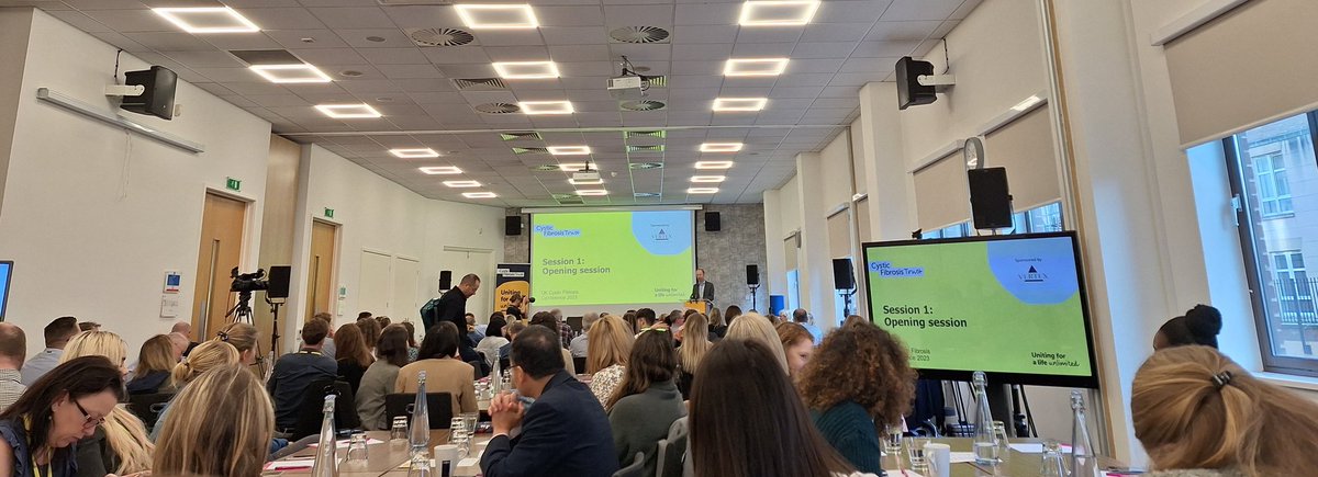 TomlinsonOwen's tweet image. Full house for #ukcfc! Looking forward to lots of updates on #cysticfibrosis 🫁👍