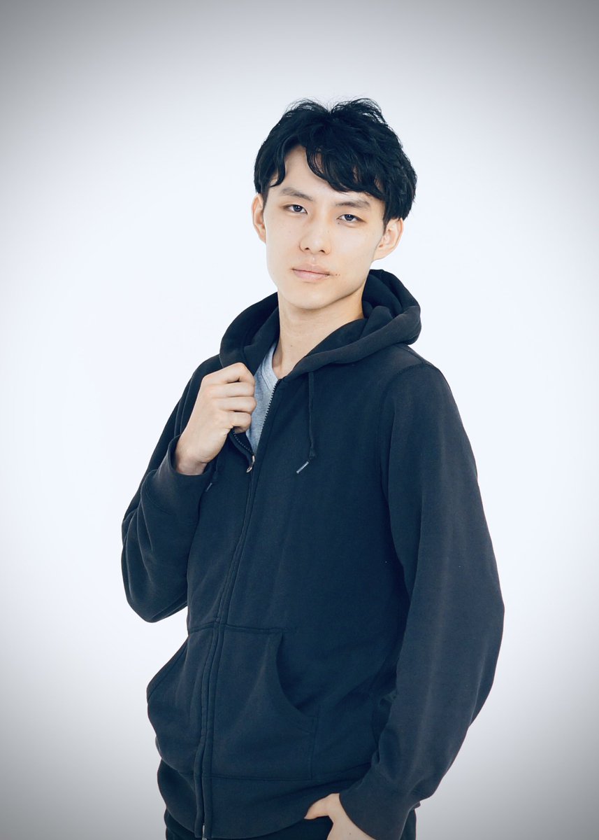 demo_yoake's tweet photo. 🏴メンバー紹介🏴

月丸陽斗（つきむら ようと） @tkml_yut11

・誕生日：11/16
・血液型：A型
・出身：京都府

#Demo8 #デモエイト https://t.co/DKpOJ2lxhU