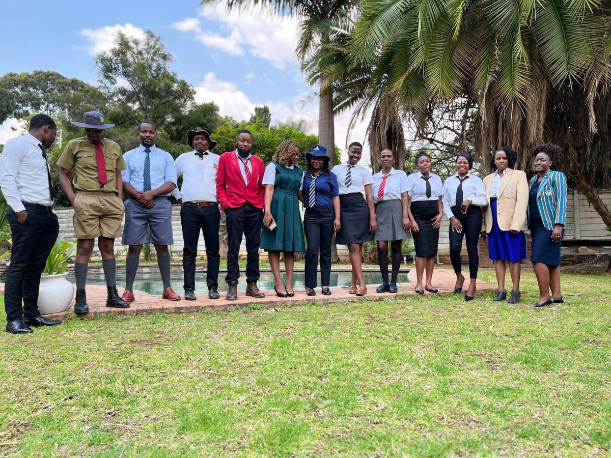paynowtopup's tweet photo. When your work squad decides to dress up like it's high school all over again😂. We are celebrating #customerserviceweek 2023 in Style at PaynowTopup
The theme was #UniformDay https://t.co/VF83IMGU4o