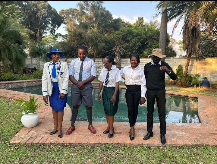 paynowtopup's tweet photo. When your work squad decides to dress up like it's high school all over again😂. We are celebrating #customerserviceweek 2023 in Style at PaynowTopup
The theme was #UniformDay https://t.co/VF83IMGU4o