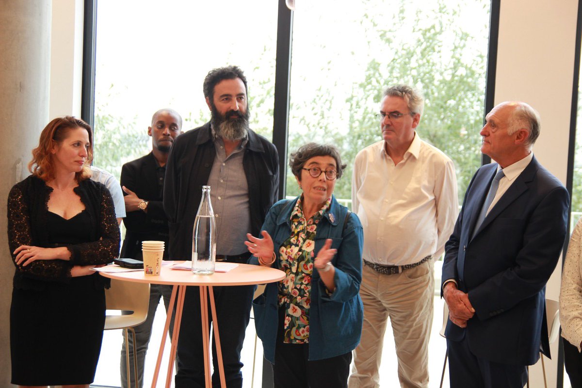 La Mission locale inaugurait ses nouveaux locaux à proximité de Raymond Queneau. Son action en direction des jeunes citoyen.ne.s est essentielle pour l’avenir des personnes et de nos villes. Ecologistes et Solidaires, ensemble, bâtissons l’avenir !