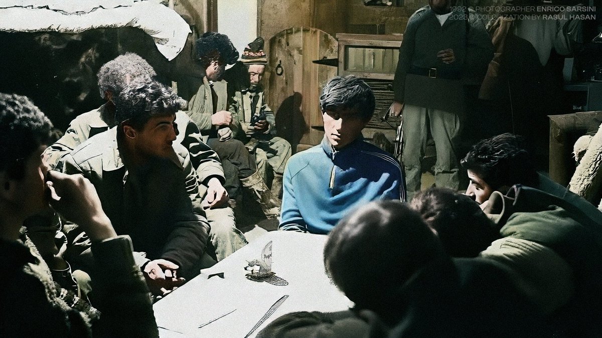 Natiq Qasimov's story is very touching. But what makes it so poignant is not just what has been written and talked about, but even more so the photographs. The entire story was captured by Italian photographer, journalist Enrico Sarsini, who was there during the I #Karabakh war.