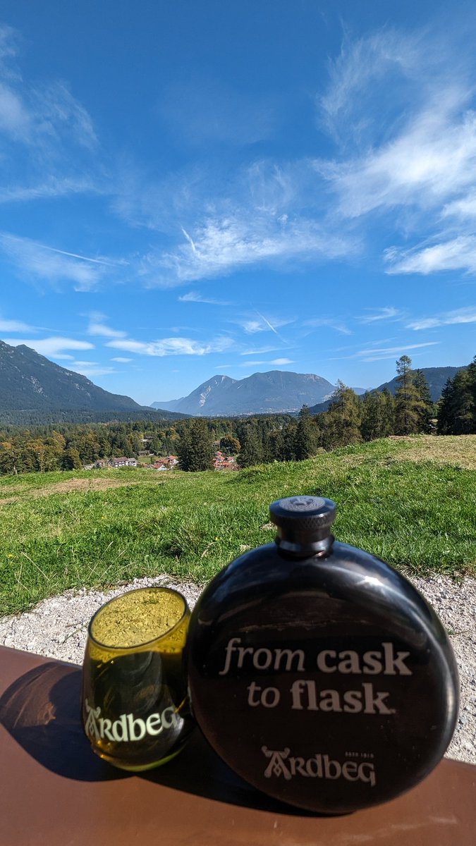 cabulie's tweet photo. #Ardbeg at #Garmisch-Patenkirchen https://t.co/qhvEqQJVaF