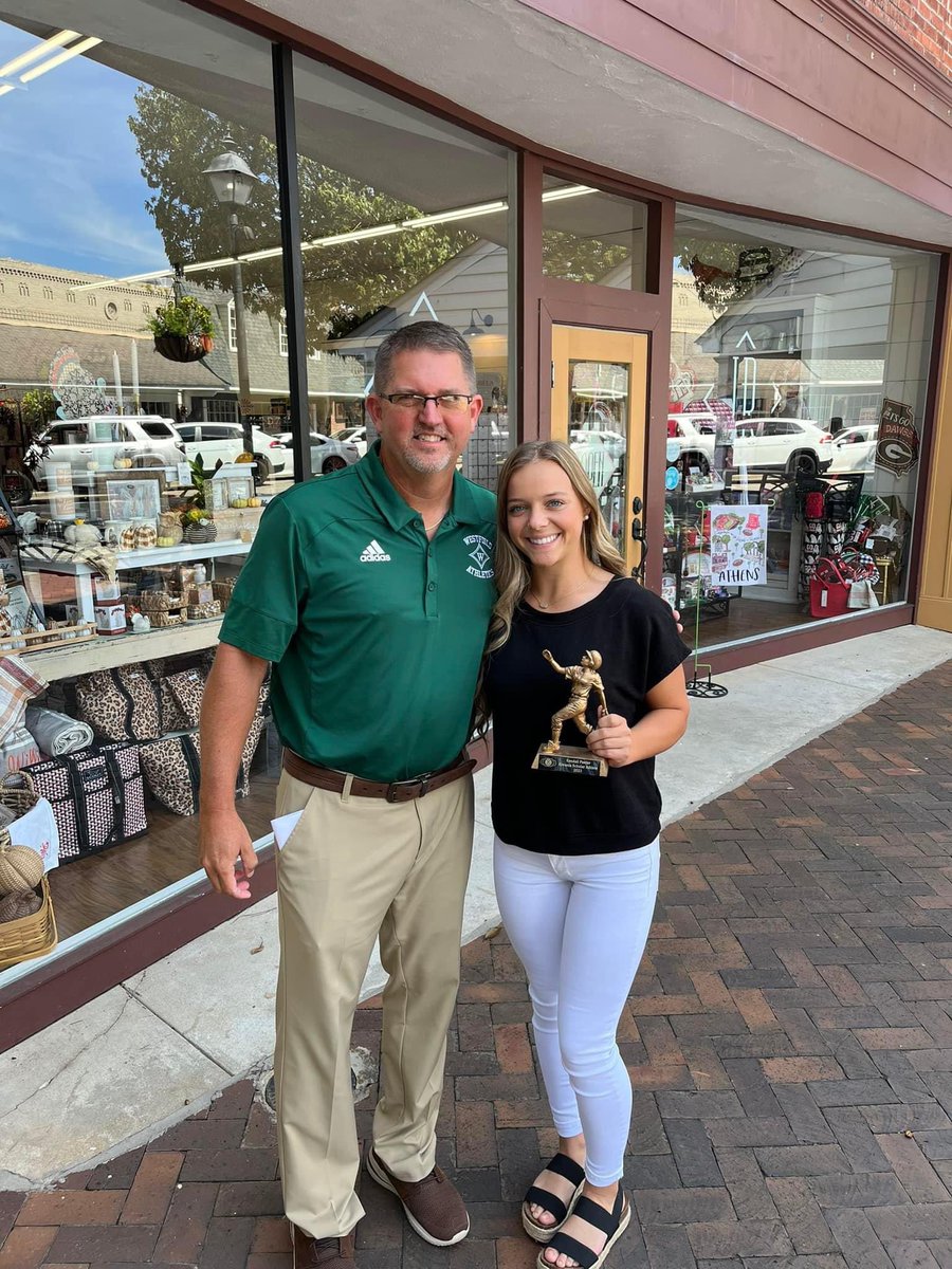 TheWestfieldSch's tweet photo. Congratulations to senior Kendall Fowler for being selected as a Perry Kiwanis Club Student Athlete of the Month! Kendall is an outstanding student and plays on our varsity softball team. We are Westfield proud!! #buildingleaders #WHSclassof2024 @wfieldhornets https://t.co/uJLwYBFugK