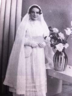 3 October 1925 | A Polish Jewish woman, Lada Jankielewicz, was born in Warsaw. She emigrated to France.

In July 1942 she was deported to #Auschwitz. She did not survive.