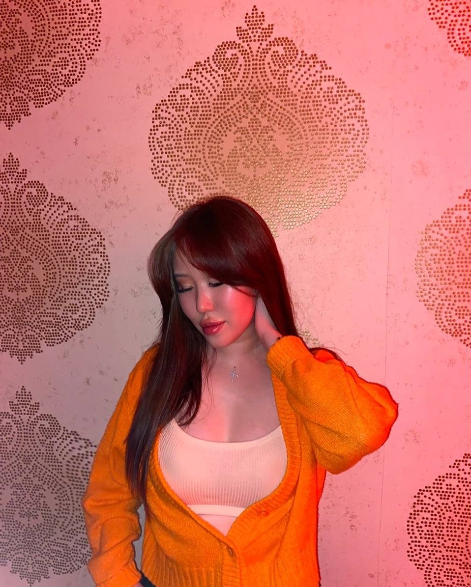 valeria (@tvoyasailor) on Twitter photo 