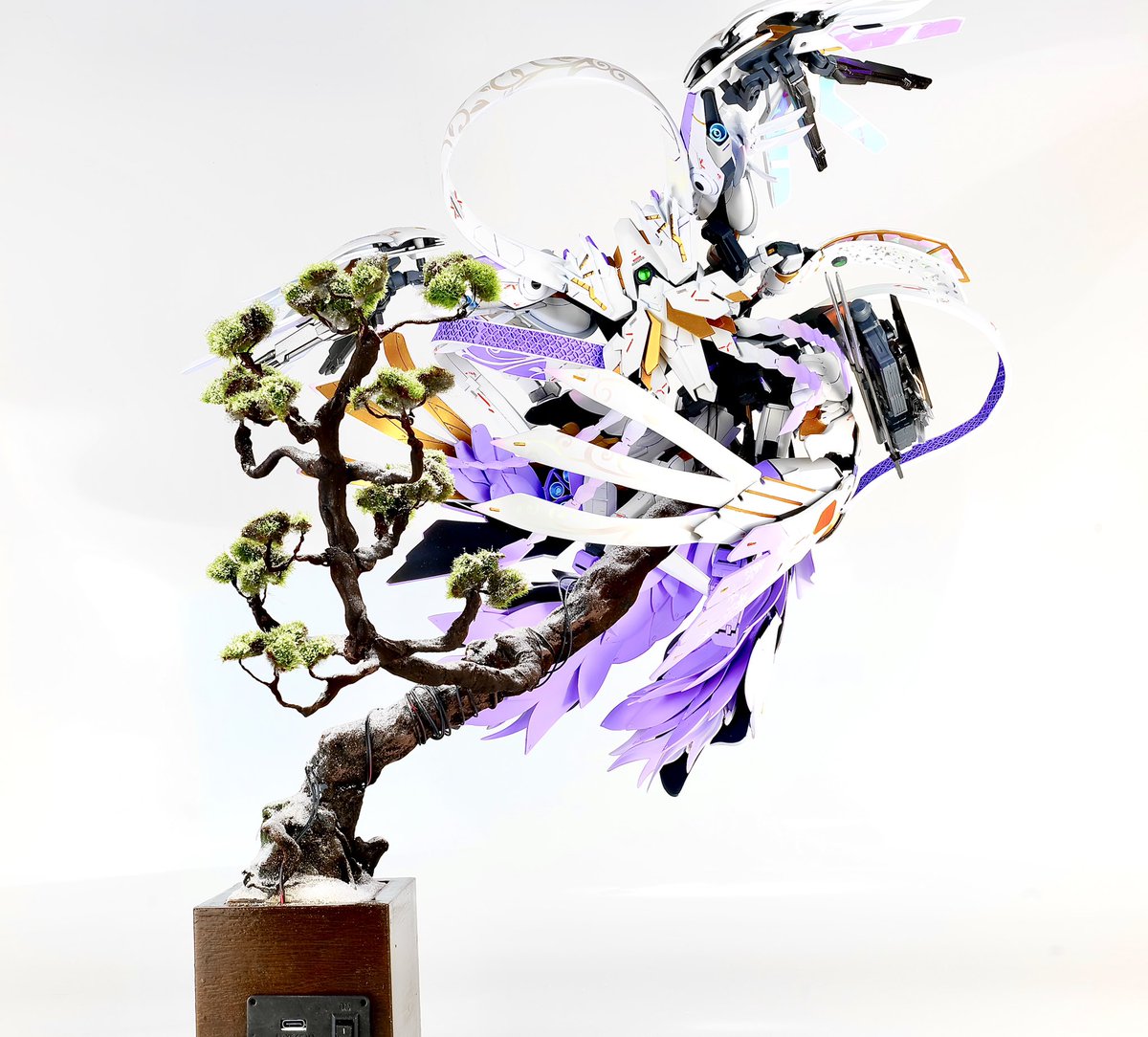 syunchan88423's tweet image. 無事一時通過しました✨

というわけで

作品名
『白雪姫の輪舞曲』-スノーホワイトロンド-

スノーホワイトプレリュードの系譜となる防御型白雪姫というコンセプトの元製作しました。

去年つかめなかった栄冠今年はこの機体と共に撃ち取りに行きます！🔥🔥

#GBWC
#GBWC2023