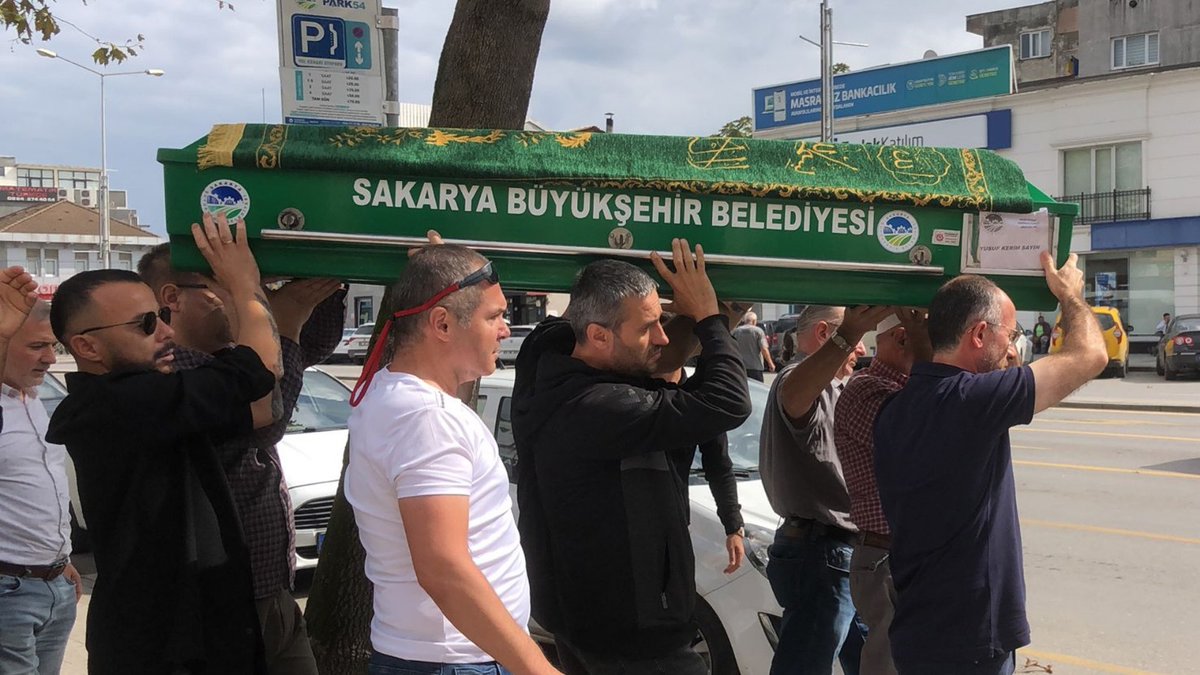 Sana bu zulümleri yaşatan zâlimleri  Allah'a şikayet et #YusufKerim im.