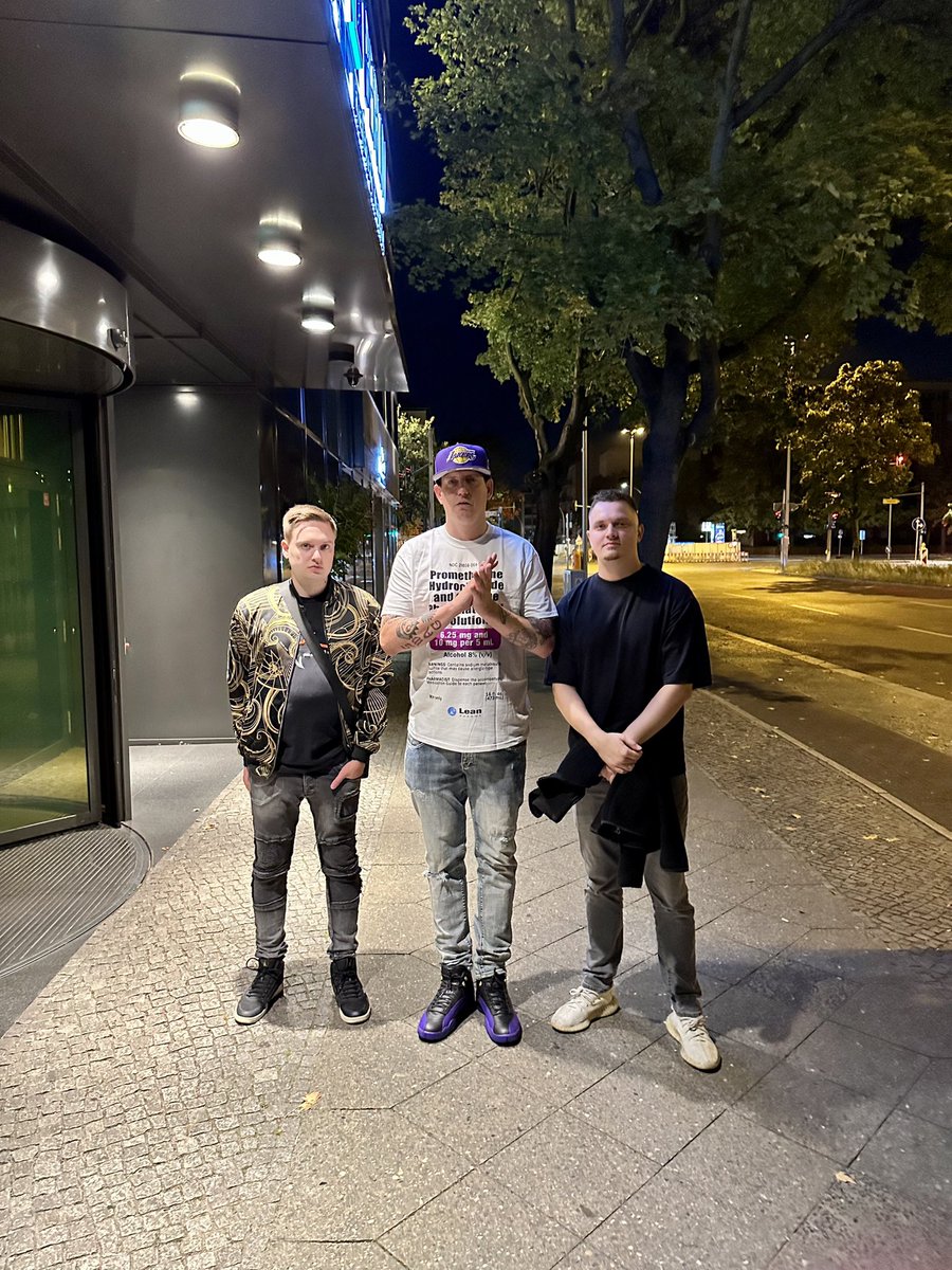 Money Boy tweet media