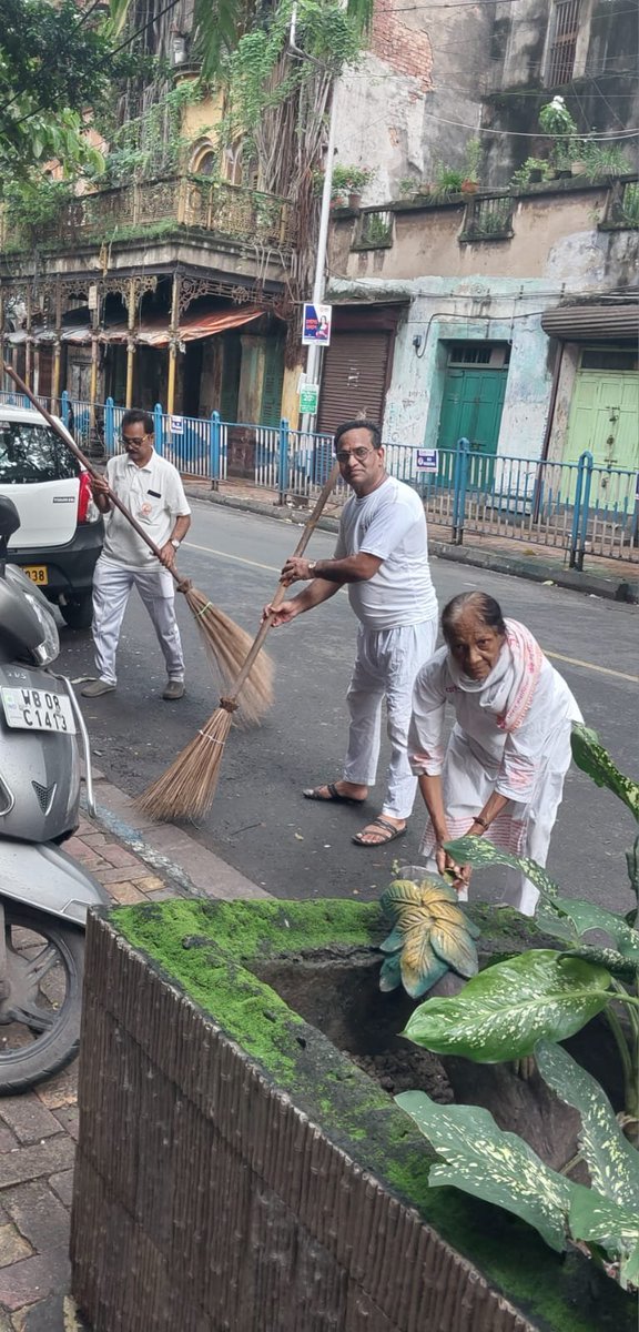 #स्वच्छभारतअभियान 
#स्वच्छताहीसेवा

District - Central Kolkata 
State - West Bengal  🙏🙏