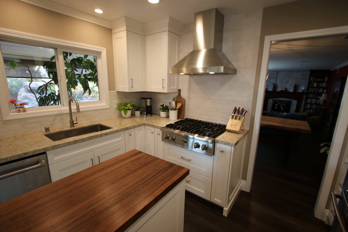 APluskitchen's tweet photo. #APluskitchen project #DesignBuild Transitional #KitchenRemodel with dual #Island Custom Aplus #Cabinets in City of Brea #OrangeCounty https://t.co/B0C9RX0WmZ https://t.co/rk02nnkUg9