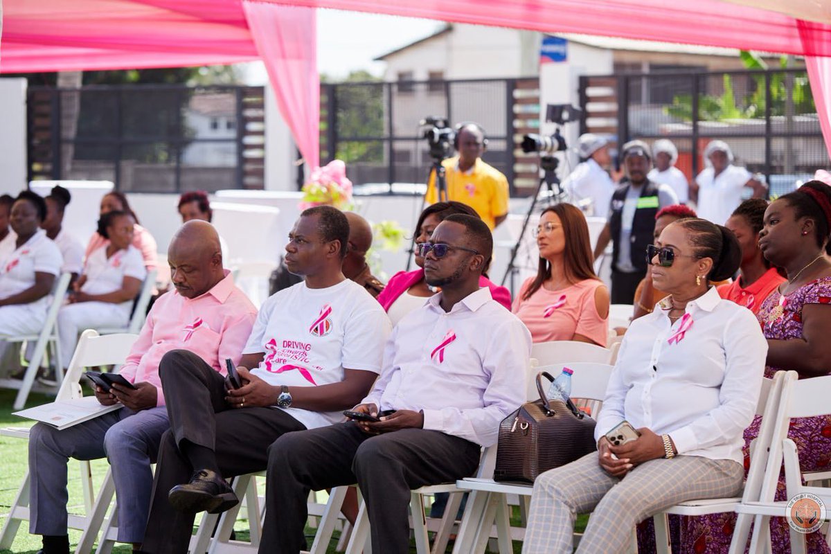 TheTrustHosp's tweet photo. Capturing moments from our Breast Cancer Awareness Month kickoff event! 📸✨
#pinkoctober2023
#breastcancerawareness
#managingtogether
#closingthecaregap https://t.co/ptOVtTaSee