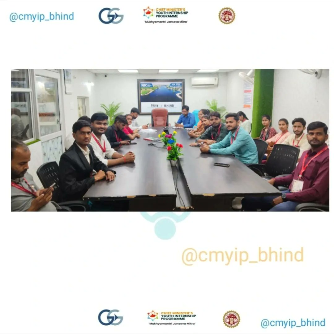cmyipbhind's tweet photo. माननीय श्री मुख्यमंत्री शिवराज सिंह चौहान जी द्वारा प्रदेश के 313 विकासखंड के सभी जन सेवा मित्रो से संवाद किया गया । 
जन सेवा मित्र टीम भिण्ड ने  आपनी पूर्ण सहभागिता दी गई। https://t.co/tyUJH0EHXp