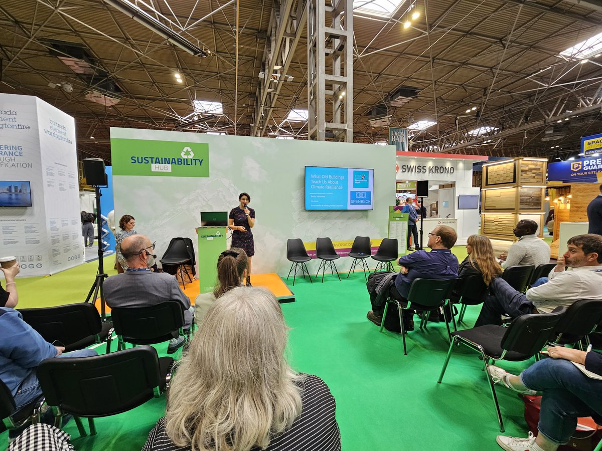 What can old buildings teach us about #climate resistance? You can repair an old building, not have to replace elements. Modern single glazing panes don't perform as well as the originals <a href="/Spenbeck1981/">Spenbeck</a> #retrofit